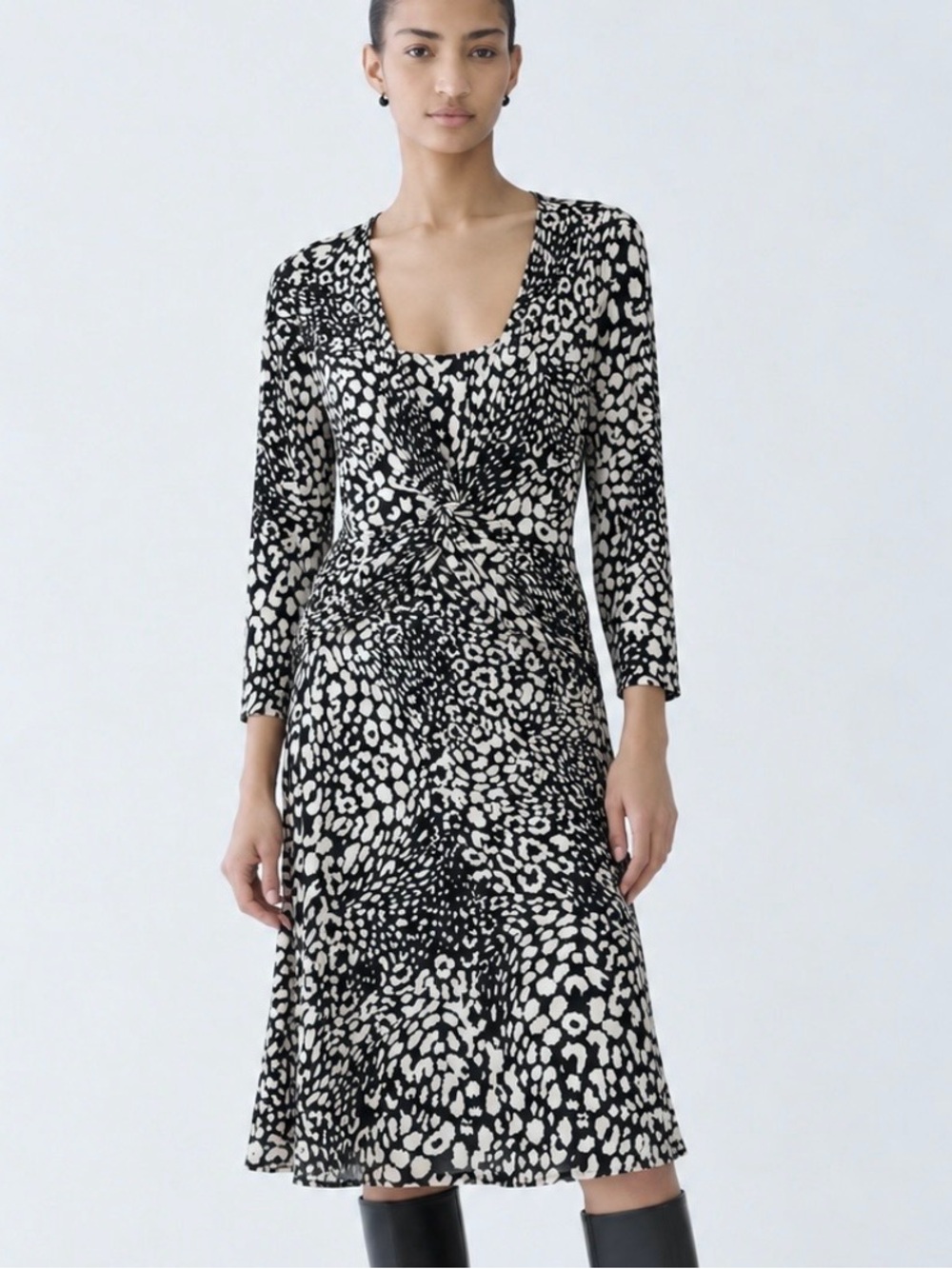 Lafayette 148 New York Black White Animal Print Twist Front Midi Dress